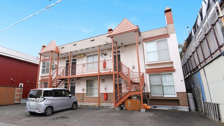 【三協マンション】2階201号室　苫小牧市桜木町　2LDK