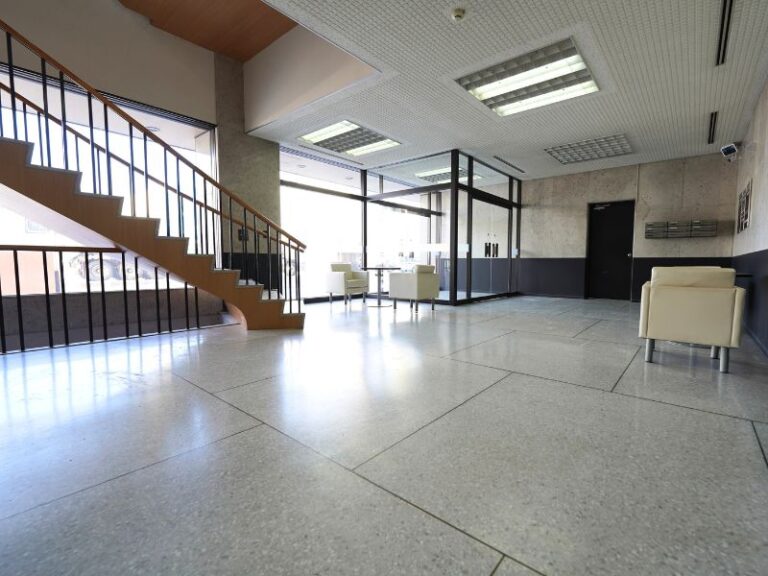 PP苫小牧ビル共用部 (16)