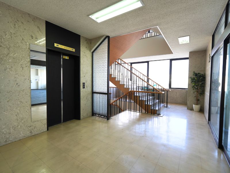 PP苫小牧ビル共用部 (26)