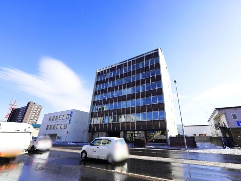 PP苫小牧ビル共用部 (5)