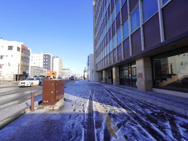 PP苫小牧ビル共用部 (8)