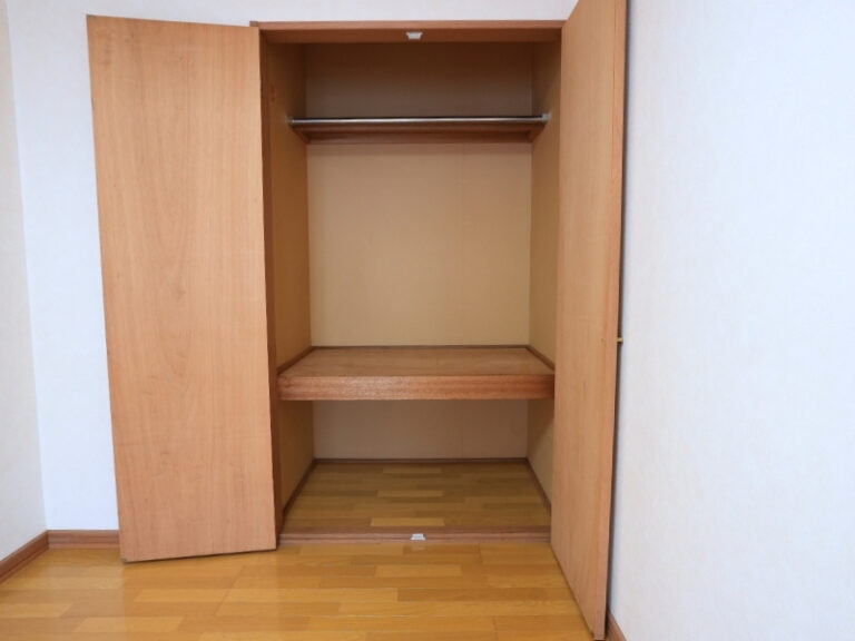 クローゼット収納