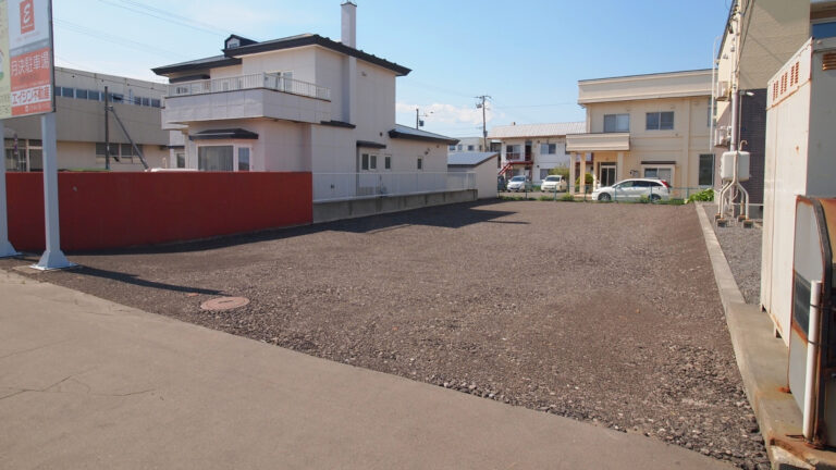 【新富町1丁目】国道36号線沿い✨南向き89坪😊