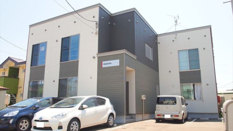 【グラヴィータ春日】102号室　苫小牧市春日町　1LDK